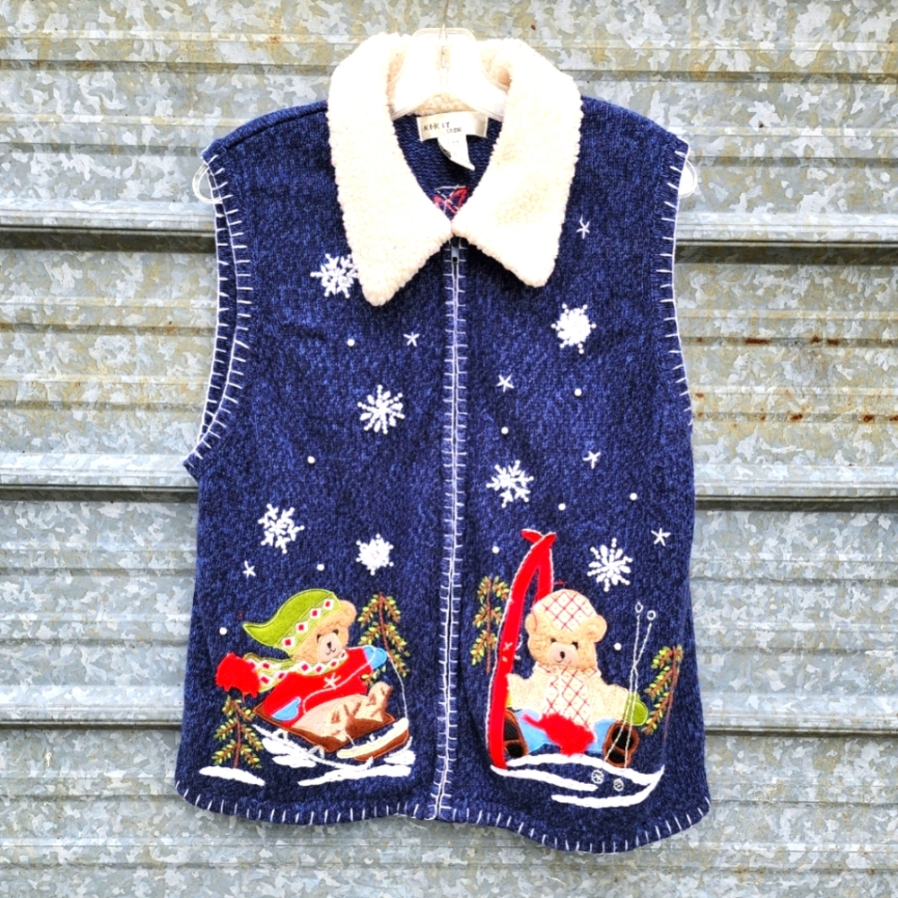 VINTAGE Holiday Not So Ugly Christmas Teddy Bear Embroidered Zip-Up Cardigan